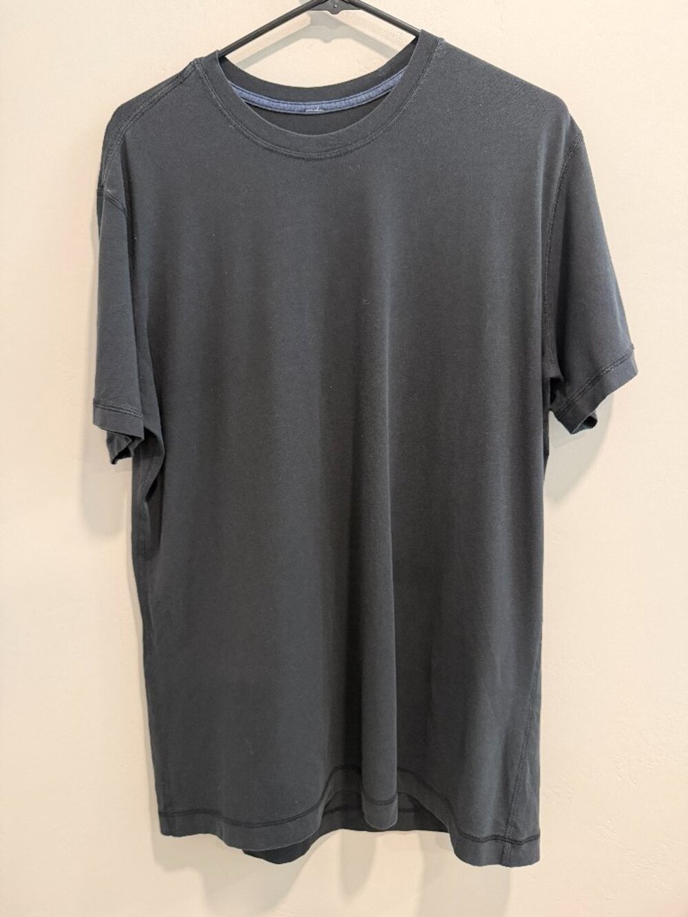 Lululemon Shirt Adult XL Black Fundamental Performance Athletic Workout Gym Mens